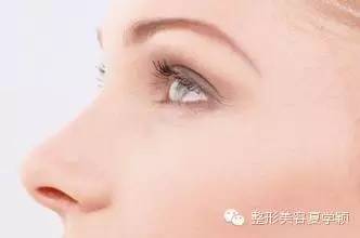 隆鼻梁，重塑美丽与自信的面部焦点
