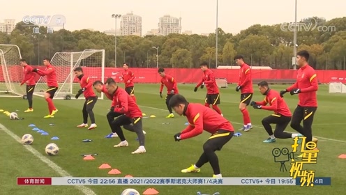 中国男足比赛，挑战与机遇并存