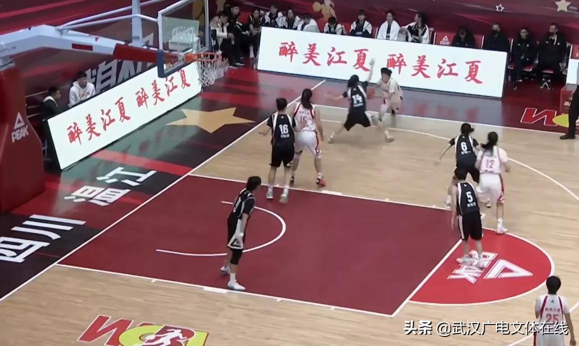 CCTV5直播女篮赛事在线观看，热血激战，不容错过