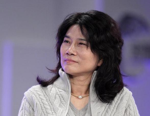 探索澳门正版资料，2024年的精准之旅2024澳门精准正版资料免费