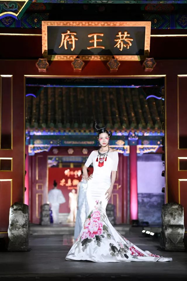 黄大仙精选免费资料大全，神秘文化传承与现代指引黄大仙精选免费资料大全功能介绍