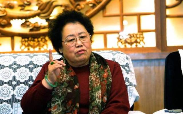 管家婆心水主论坛—解读管家婆的独特魅力与管理智慧管家婆心水论高手论坛