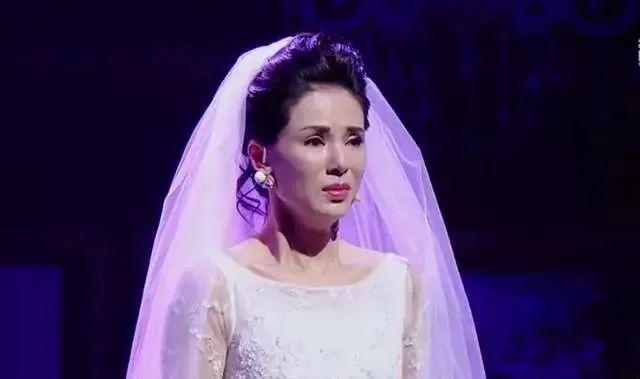 香港晚六开彩开奖结果，揭秘彩票背后的故事香港晚六开彩开奖结果52期开奖号码查询