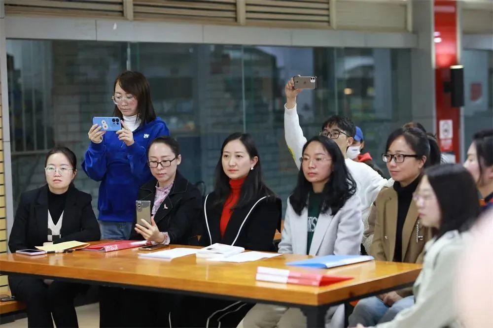 今晚六盒宝典开奖结果揭晓，幸运之门为谁敞开？六宝典开奖结果今晚开奖直播现场视频直播