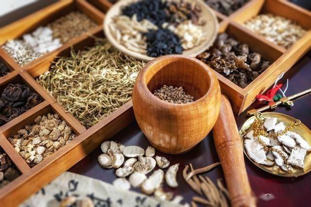 探索管家婆一码一肖资料大全与四柱预测，古老智慧的融合