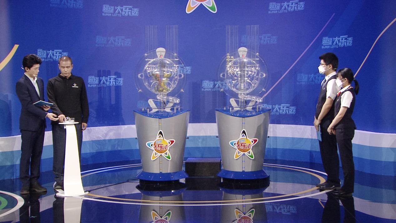新澳门六开彩今晚开奖现场视频—揭秘彩票背后的故事2025年澳门今晚开奖号码